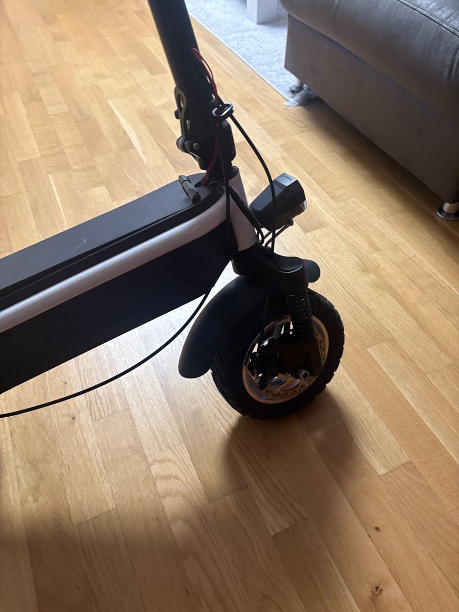 Elektromobile: E Scooter – Defekt aus Berikon von Dini32 3