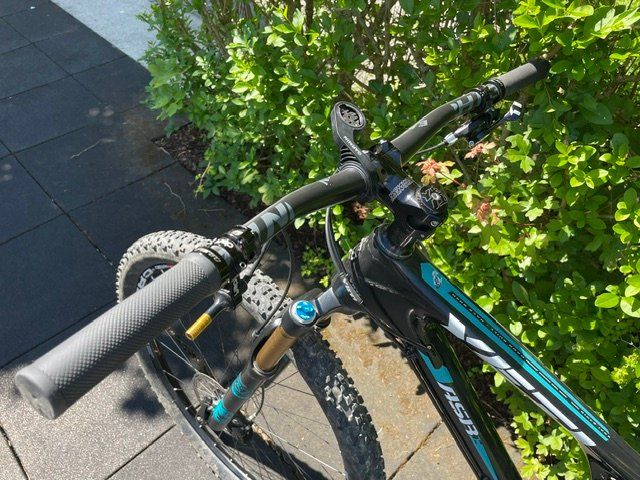 Velos: Yeti ASR Carbon fully Marathon Bike – Gebraucht aus Ehrendingen von yve_qpl7 3