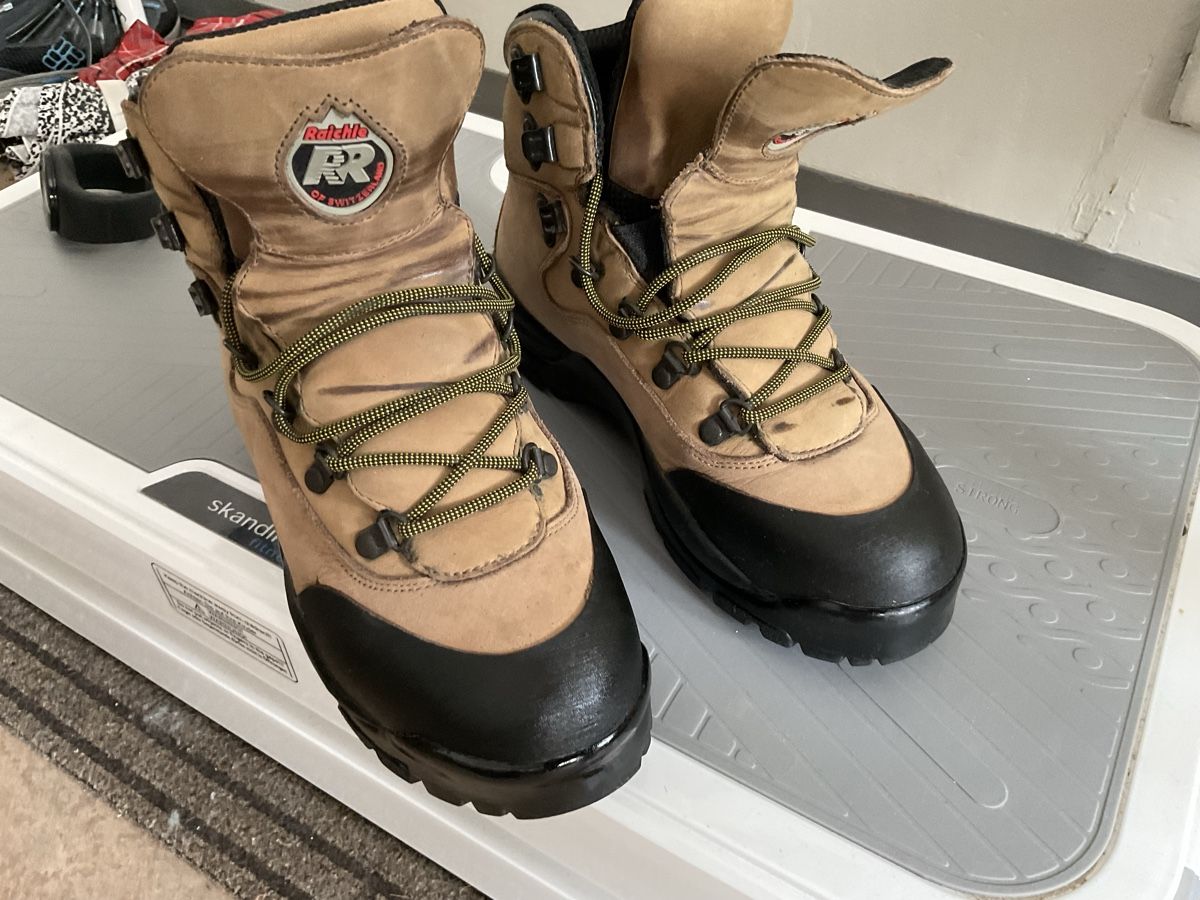 Raichle Scarpe da uomo: Wanderschuhe Raichle – Usato da Herisau venduto da eri_2tb5