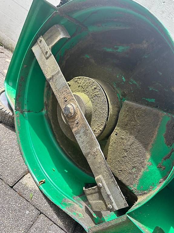 Tondeuses à gazon: Rasenmäher, elektrisch - gratis abzugeben – D'occasion à Hinwil par wintersale 3