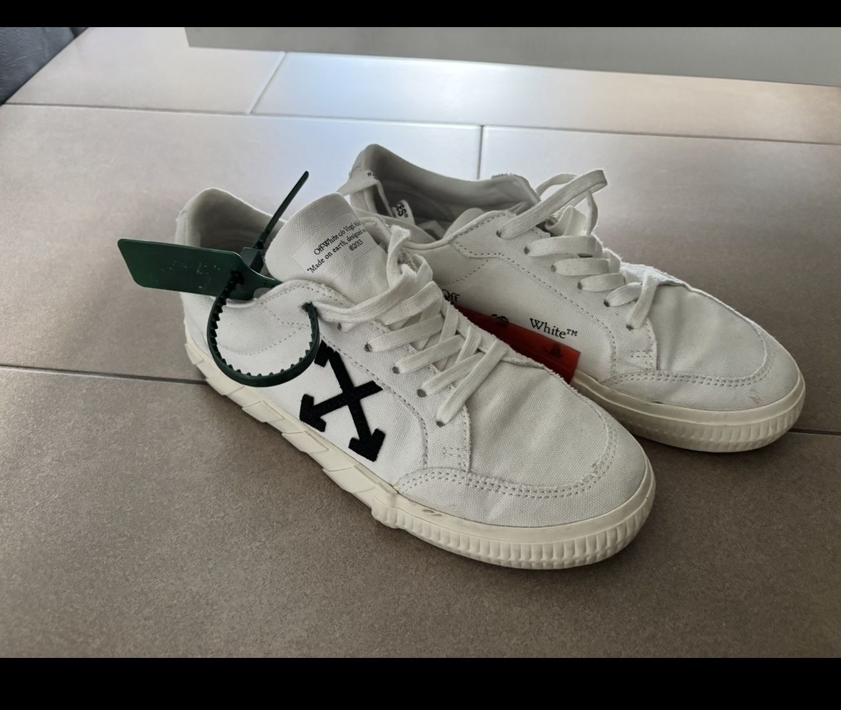 Off-White Scarpe da uomo: Scarpe off white – Usato da Ponte Capriasca venduto da Kebabboh
