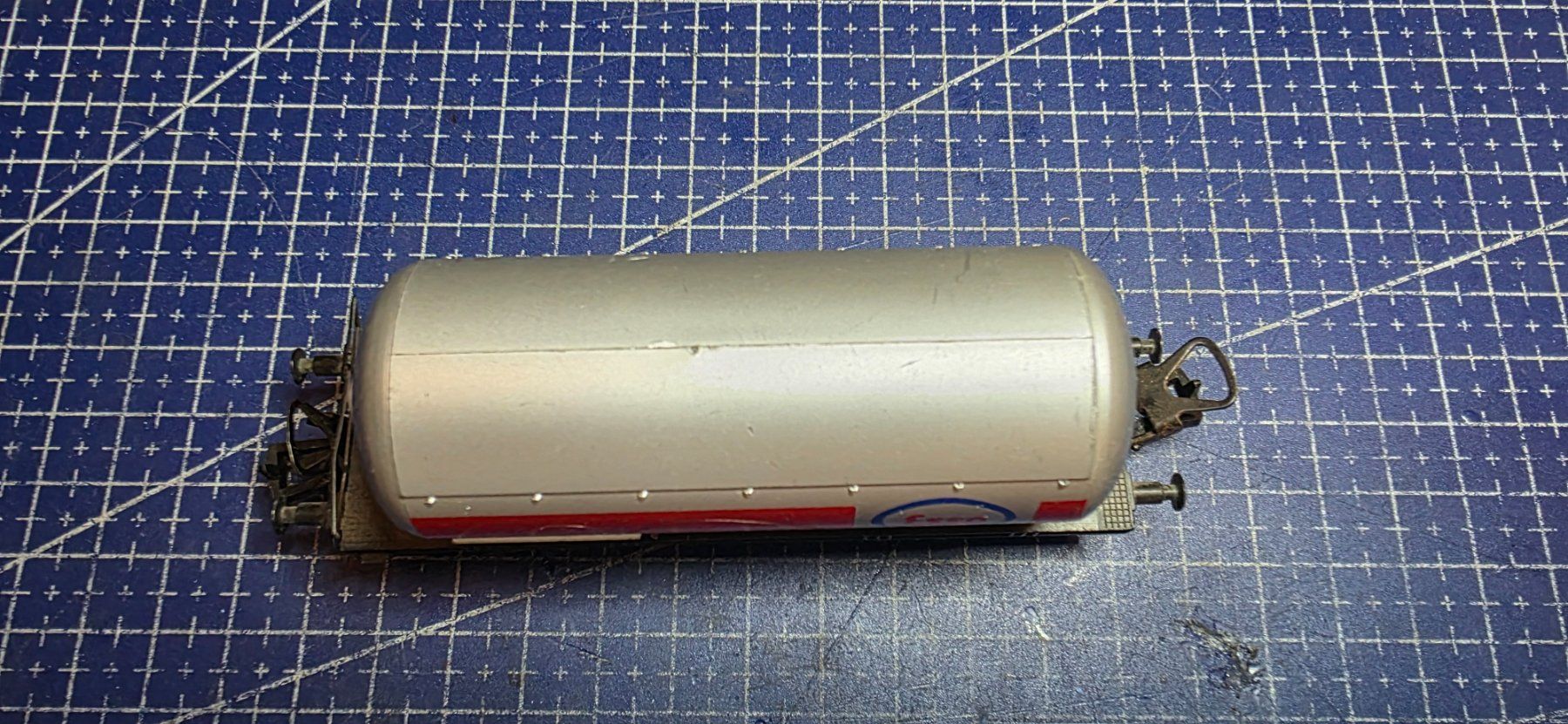 Lima Modelleisenbahnen: Lima güterwagen Esso HO/DC – Gebraucht aus Hochfelden von Danizh0 1