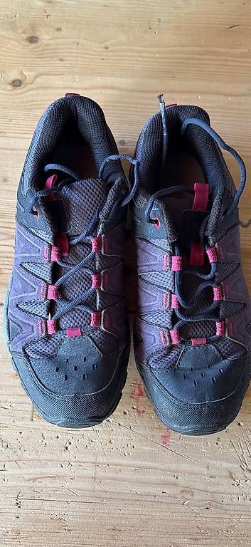 Salomon Scarpe da donna: Salomon Outdoor Turnschuhe – Usato da Bern venduto da geronimo028