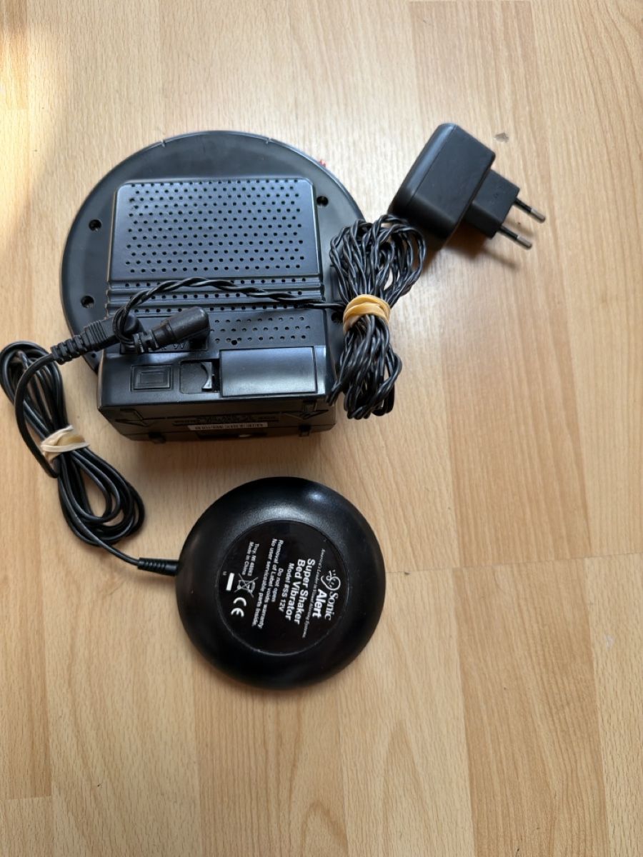 Sveglie: Sonic Alert Super Shaker Bed Vibrator Model SS 12V – Usato da Thun venduto da BanjoDan 2