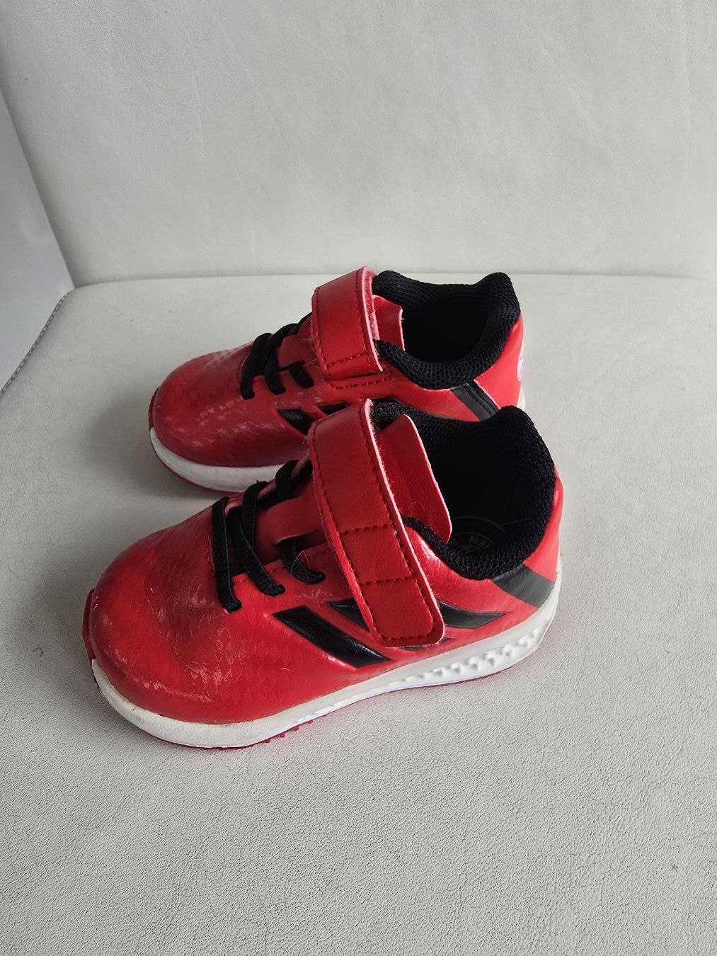 Adidas Scarpe per ragazzi: Adidas Kinder Schuhe,  Gr..20 – Usato da Rorschacherberg venduto da Olgamedved 5