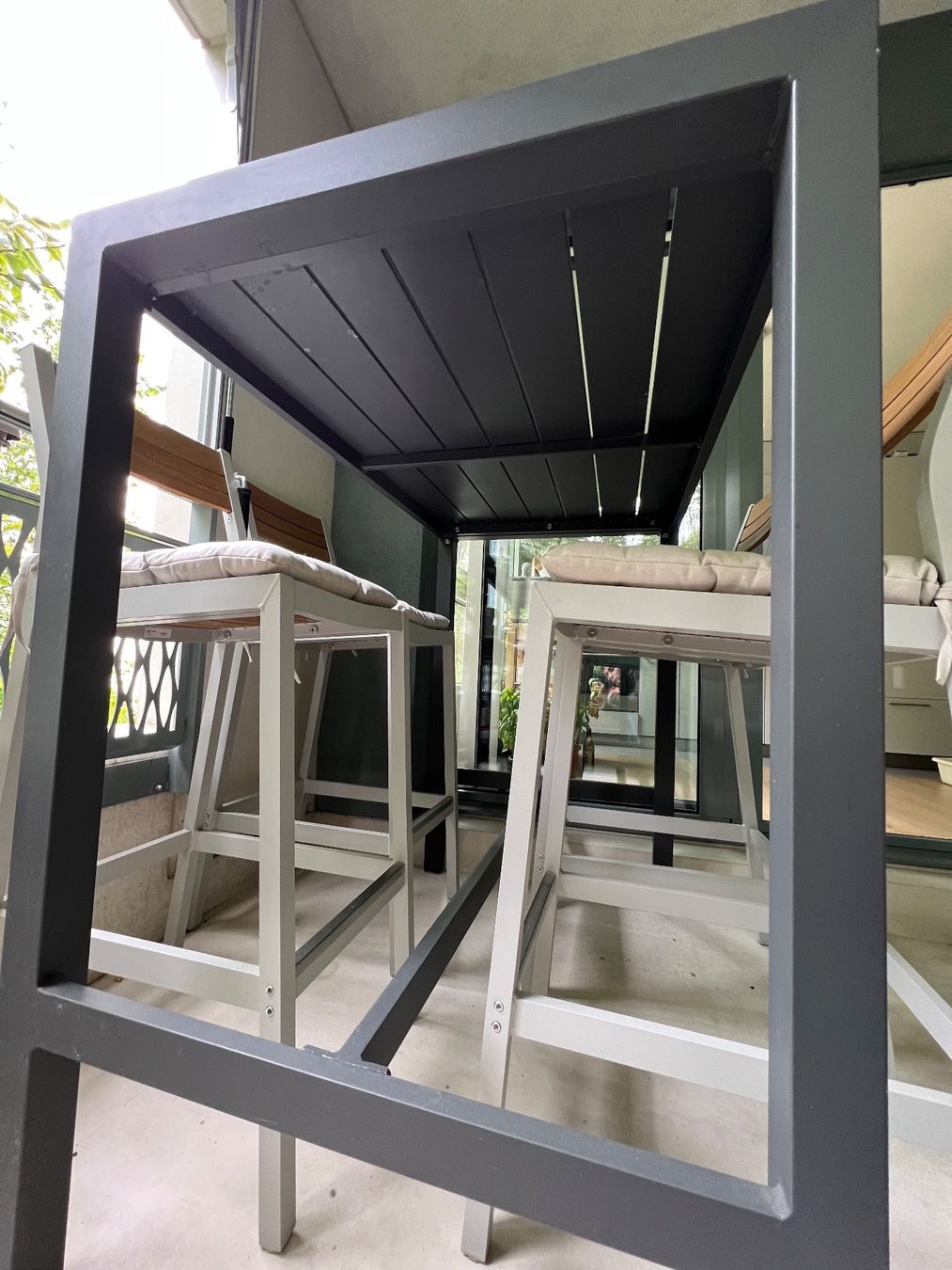 Ikea Set di tavolo e panche: Garden - balcony table + 4 chairs – Usato da Corsier GE venduto da Karol_save_planet 5