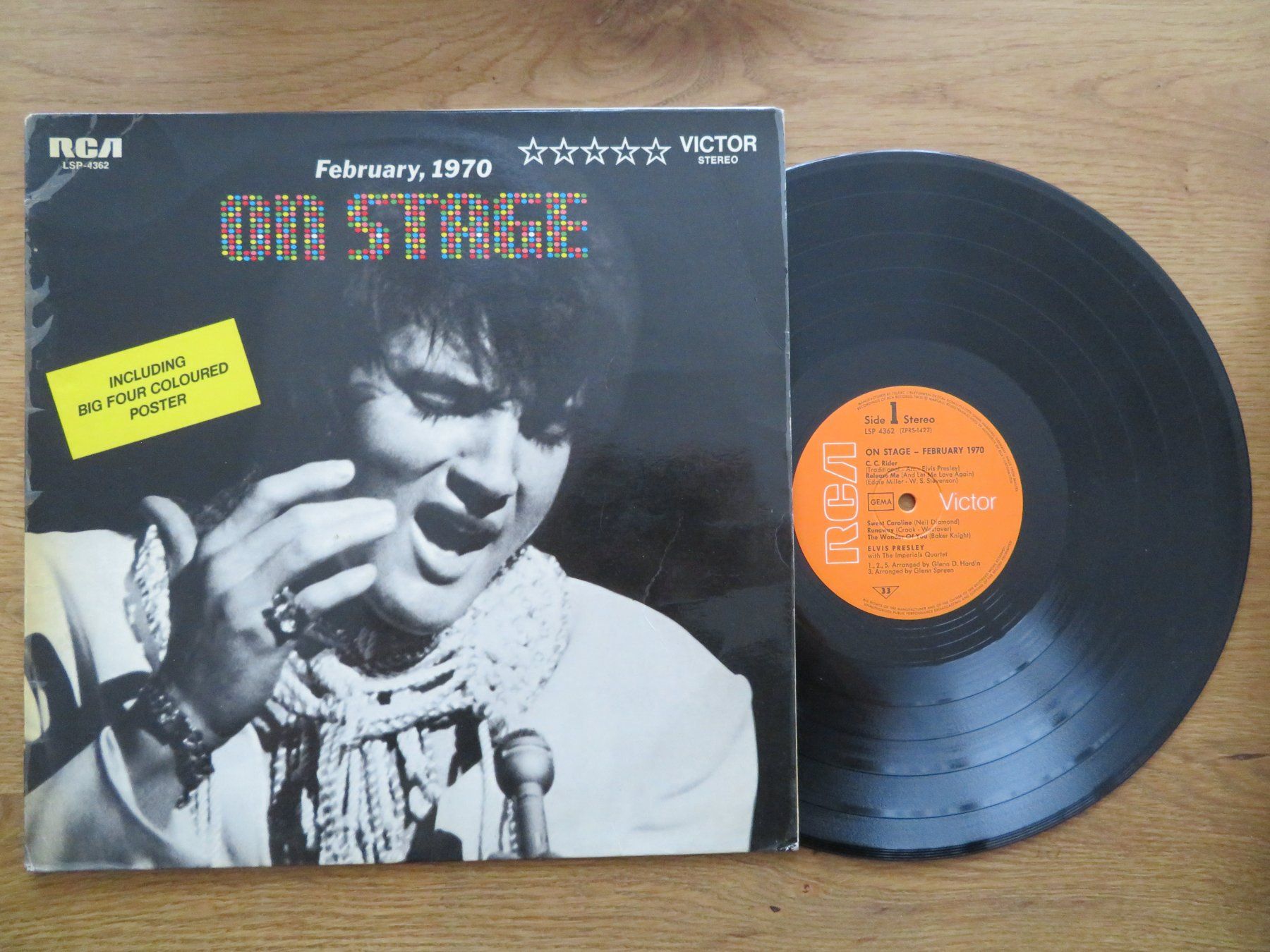 Dischi in vinile: ELVIS PRESLEY ON STAGE – Nuovo (secondo la descrizione) da Zürich venduto da max_cp5f