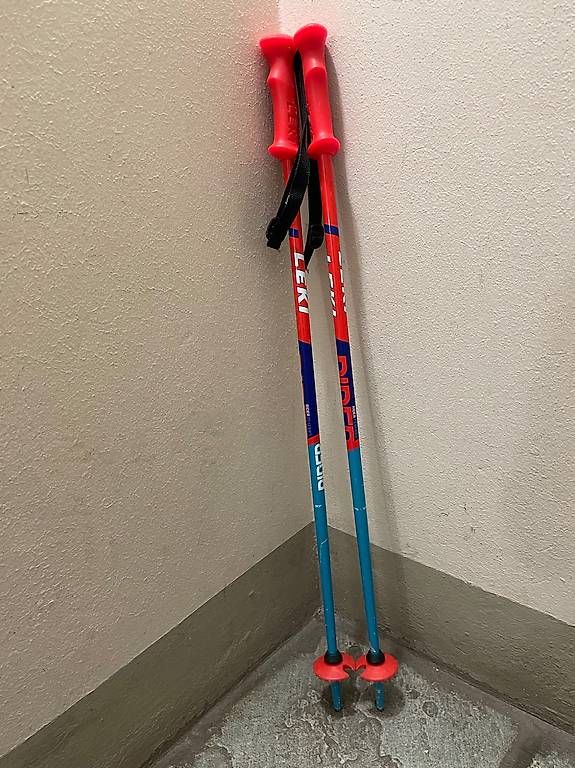 Bastoncini da sci: Batons de ski enfant, taille 75 – Usato da Murten venduto da danielmoret