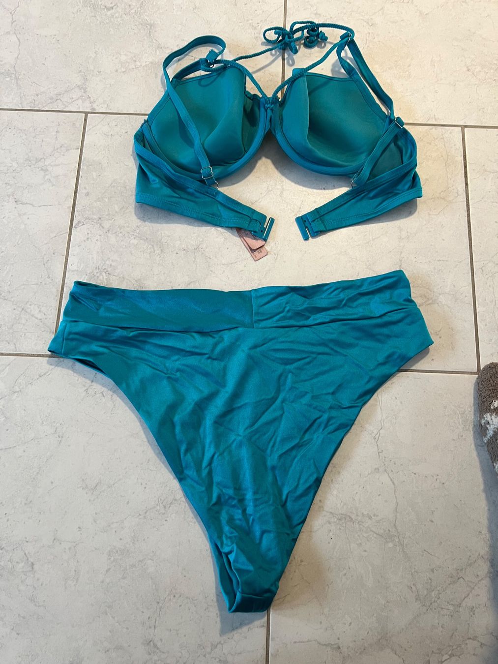 Hunkemöller Costumi da bagno & Bikini: Hunkemöller Bikini Türkis XL /85D – Usato da Mumpf venduto da Roxy_Piercing 3