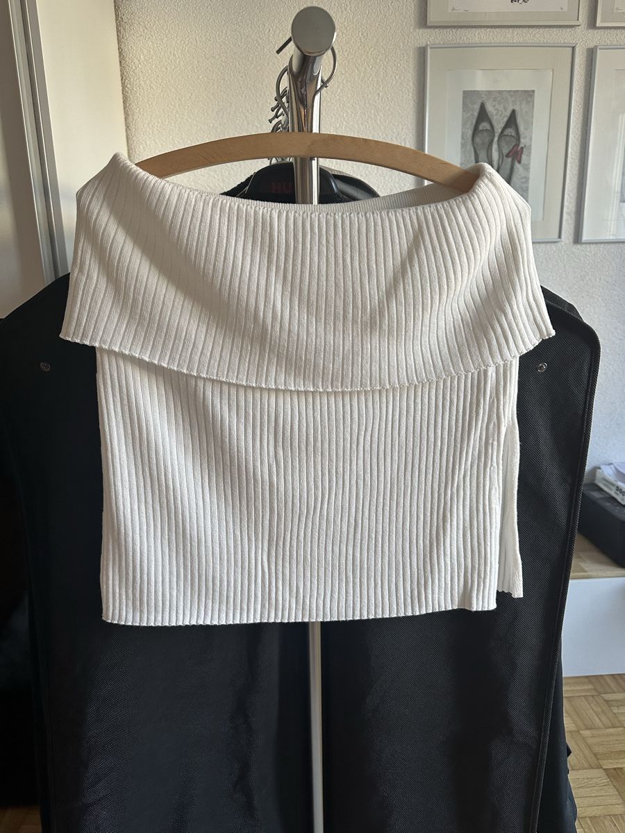 Massimo Dutti Top: Massimo Dutti Stricktop Gr. M – Nuovo (secondo la descrizione) da Ostermundigen venduto da anja046