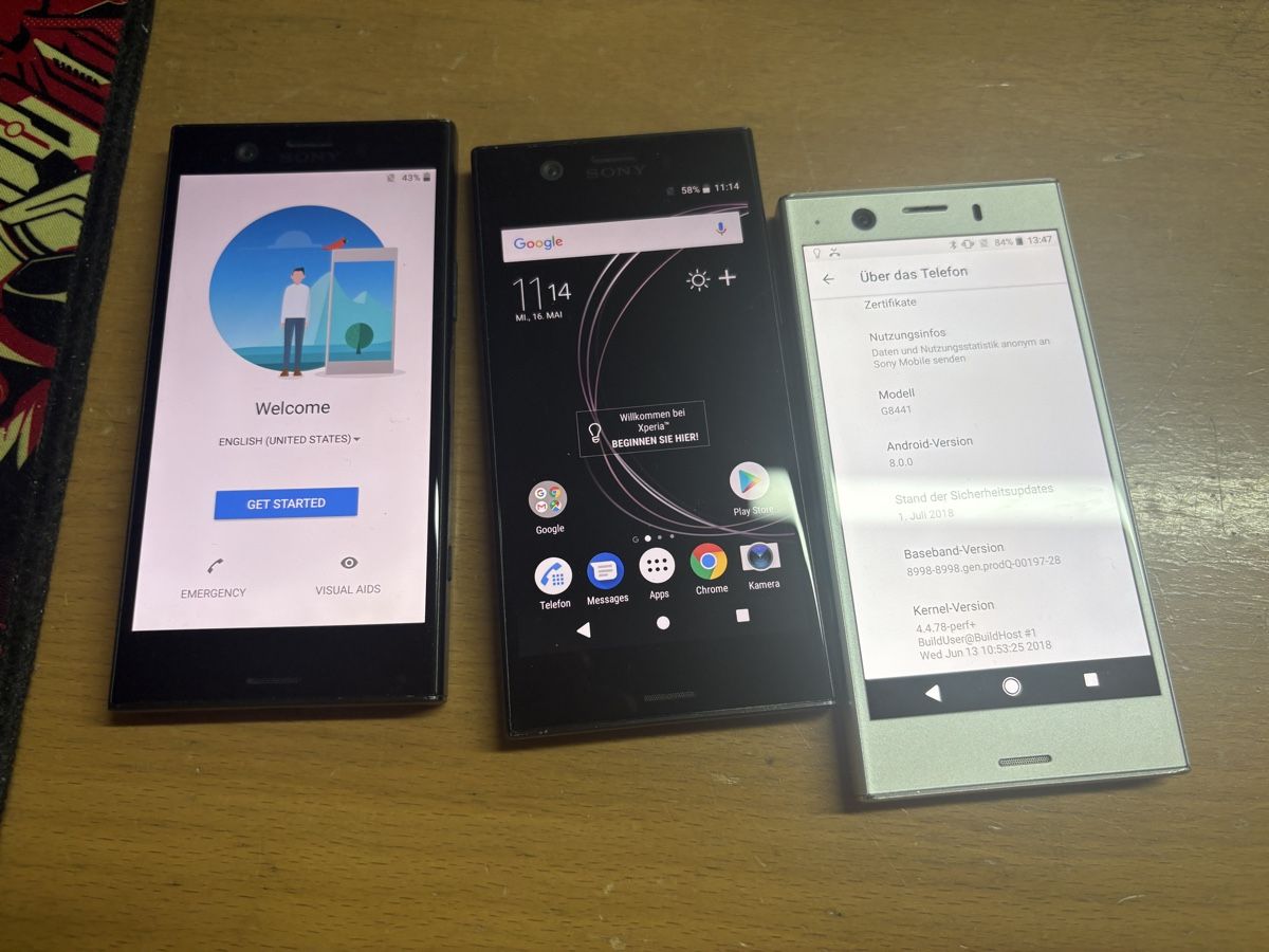 Sony Handys / Smartphones: Verschiedene Alte Handys – Defekt aus Au SG von bah_6f5w