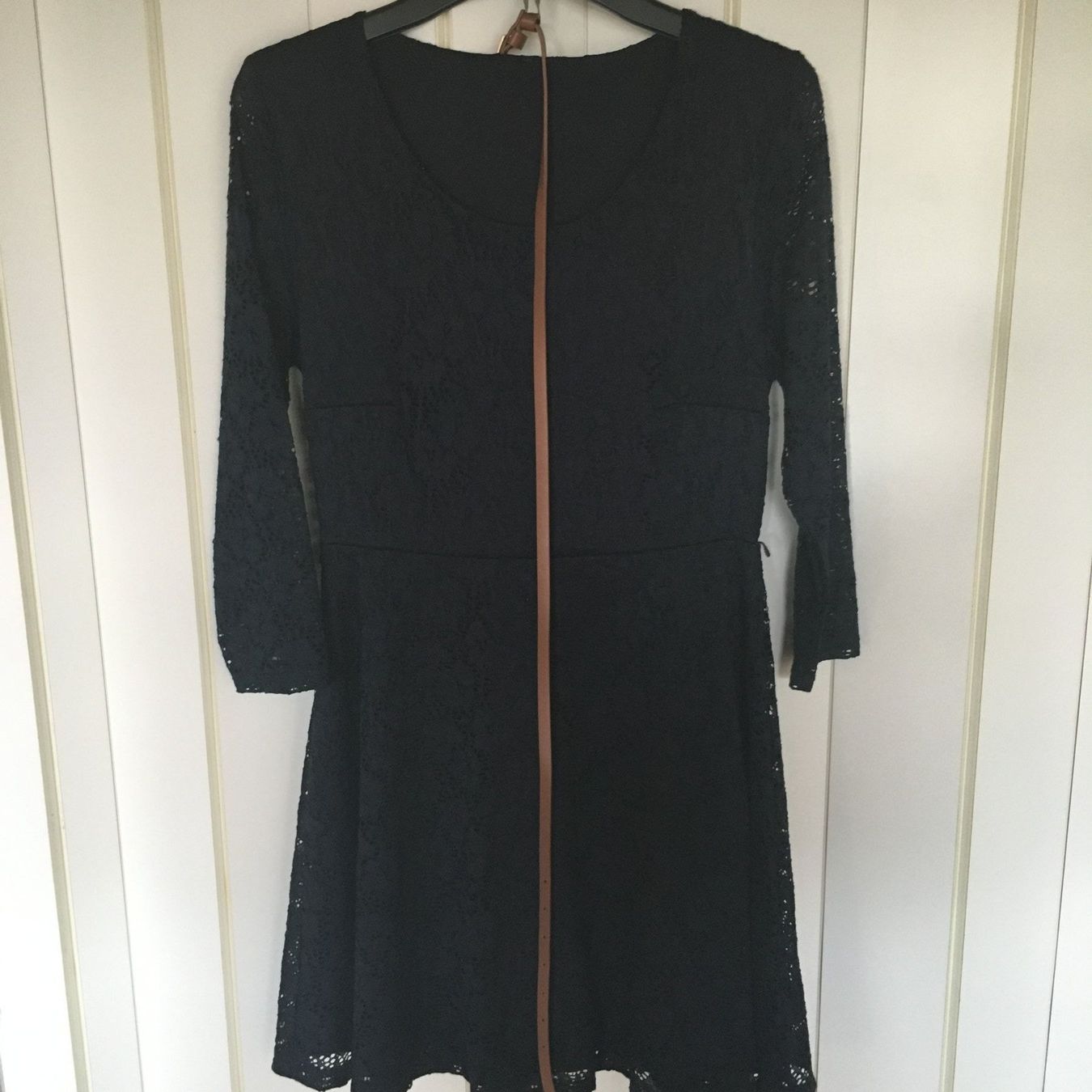 Kleider: Spitzenkleid, dunkelblau, Gr. S, m.Gürtel – Gebraucht aus Arni AG von Mimo007 1