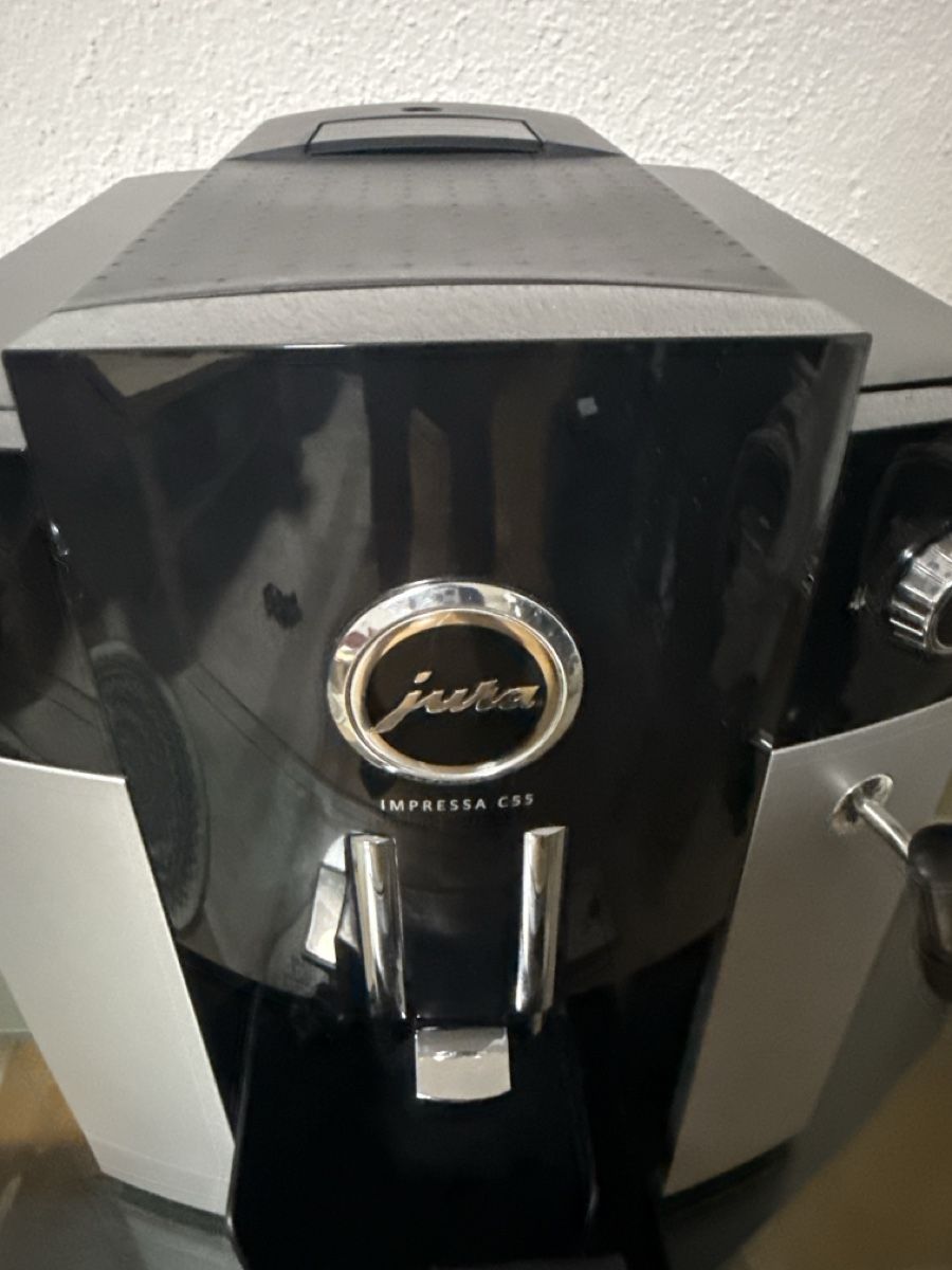Jura Machines à café & Machines à expresso: Machine à café Jura Impressa C55 – D'occasion à Soyhières par Jura22 2