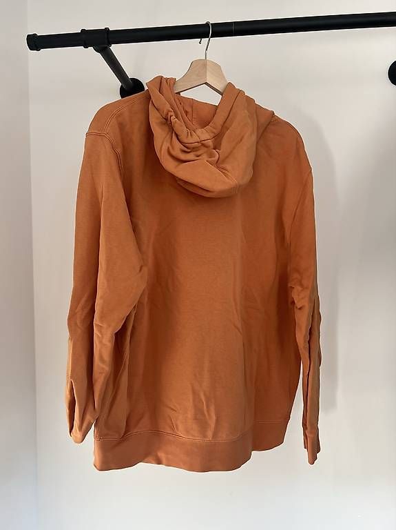 Maglioni & Felpe: Nike Kapuzenpullover in orange – Usato da Fribourg venduto da lea_r6sd 1