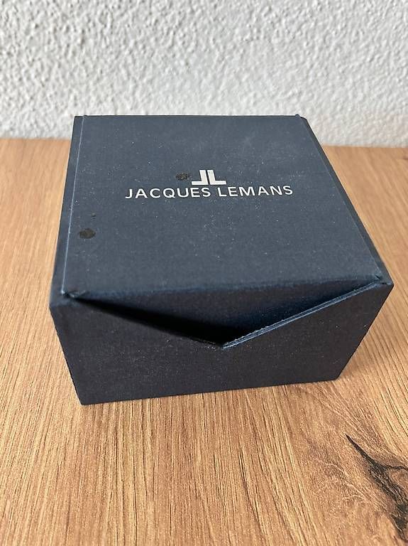 Jacques Lemans Uhren: Armbanduhr von JACQUES LEMANS – Gebraucht aus Henau von terrible