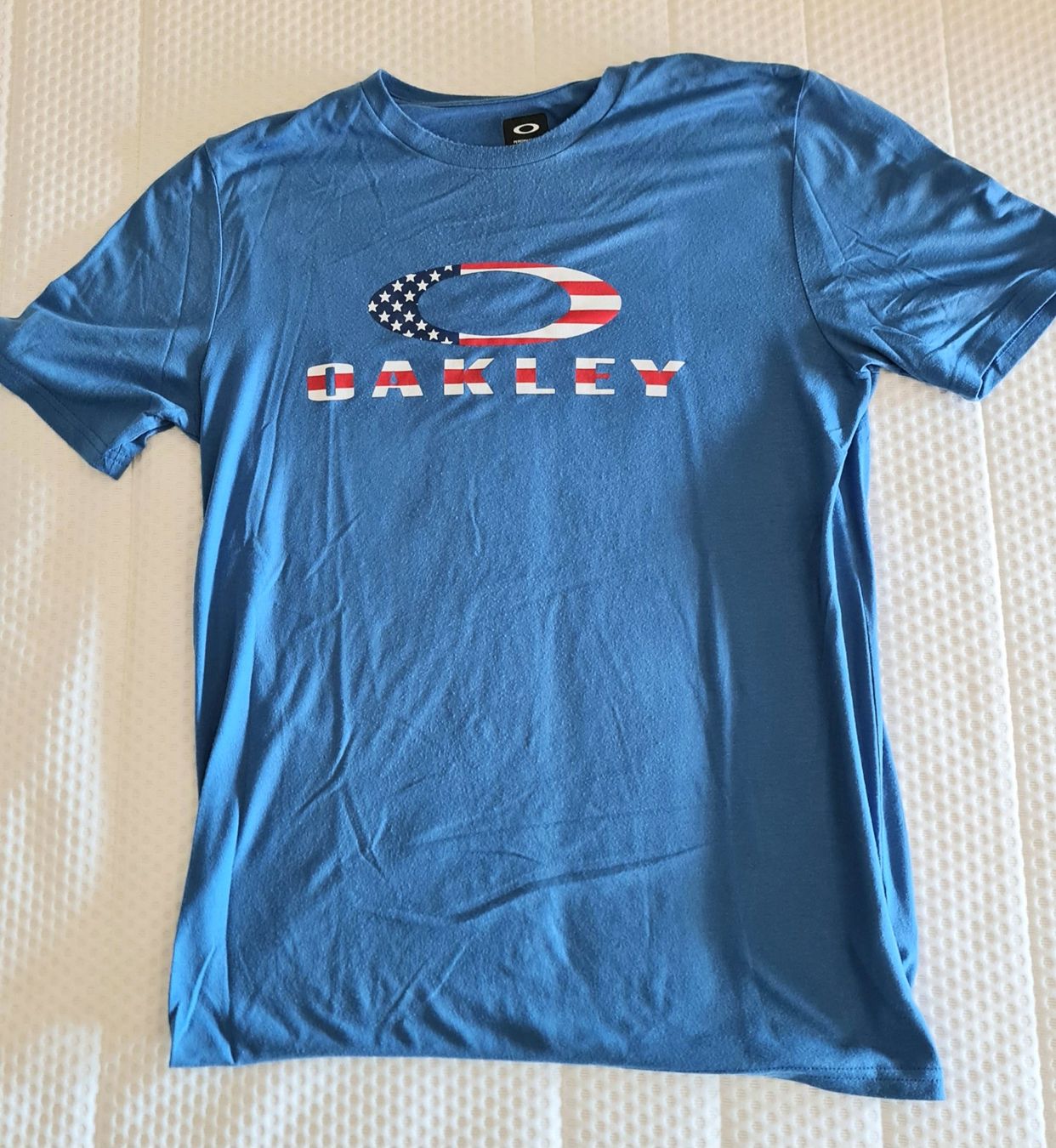 Oakley T-Shirts: OAKLEY T SHIRT / L – Neu (gemäss Beschreibung) aus kloten von Dralion73 1