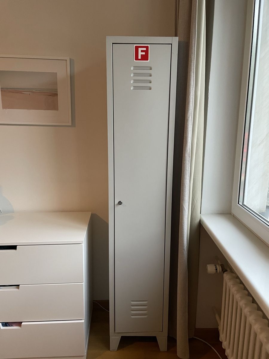 Armadi: Spindschrank/Locker Cabinet – Usato da Zürich venduto da Nicky_vdE