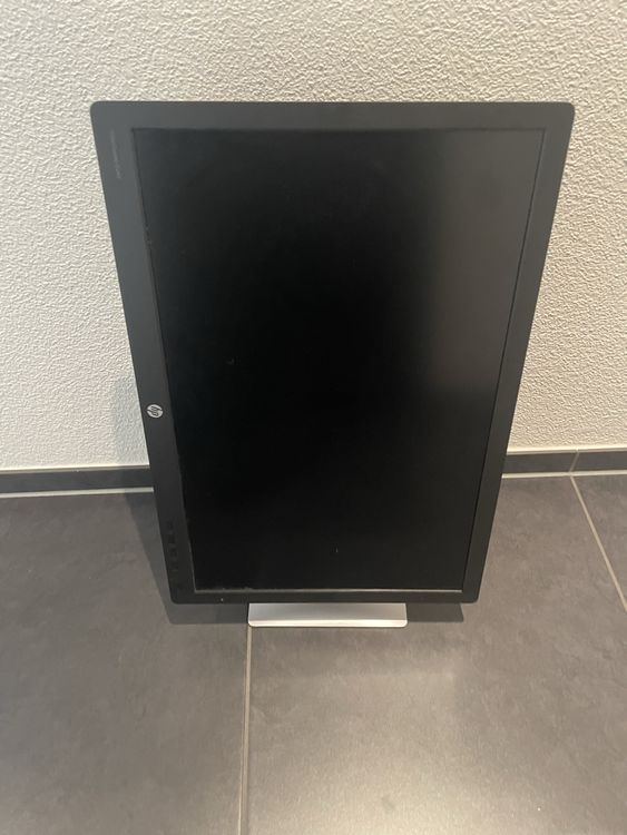 HP EliteDisplay E242 2