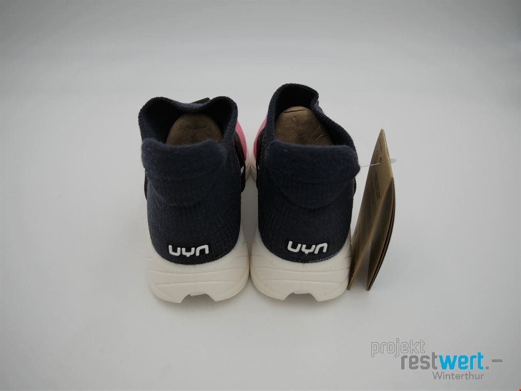 UYN Damenschuhe: UYN X-CROSS TUNE, PINK/CARBON, GR. 36 – Neu (gemäss Beschreibung) aus Winterthur von Restwert_Winterthur 1