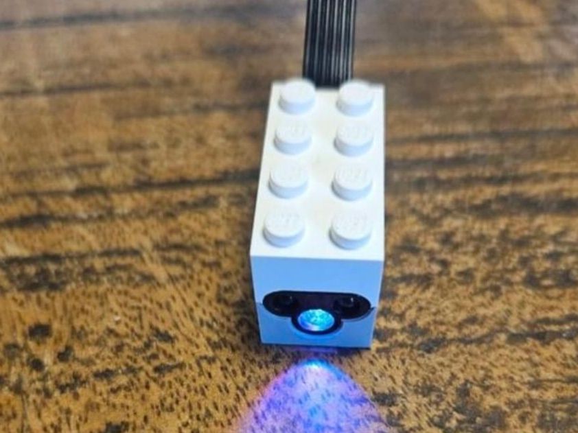 Lego Baukästen: lego White Electric Sensor, Color and Distance - Boost – Gebraucht aus Confignon von Ecrofigs