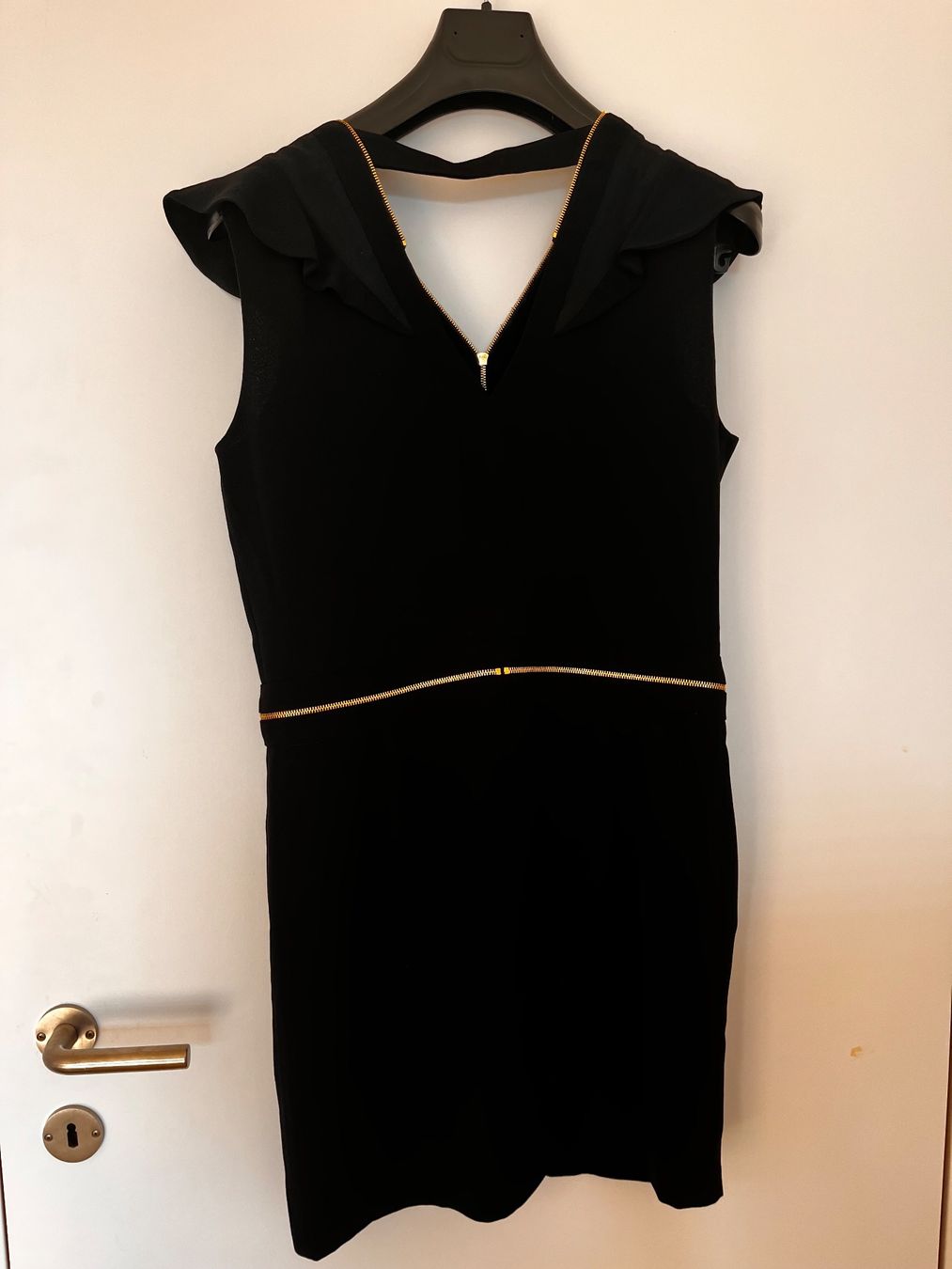 Sandro Vestiti: Sandro Kleid schwarz 36-38 – Usato da Zürich venduto da maral787 2