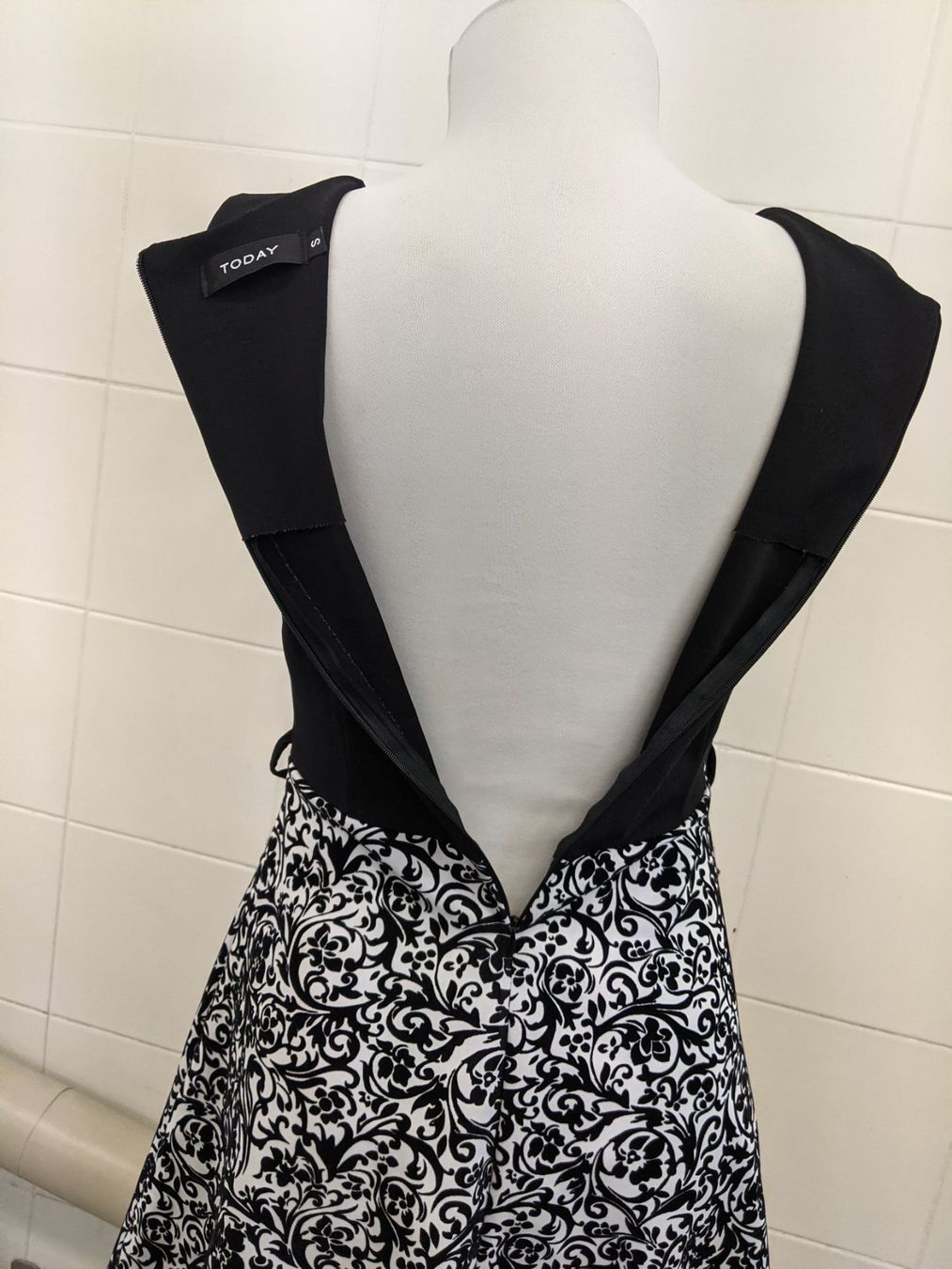 Vestiti: Damen Kleid GR S – Usato da Langnau am Albis venduto da Judithsebi 4