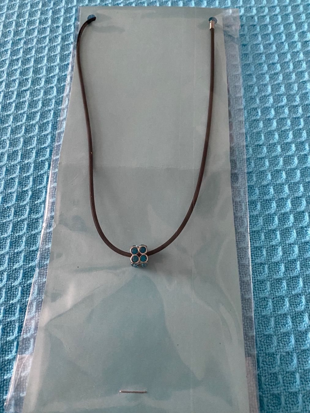 Catenine: Geschenk Kette türkis Neu! – Nuovo (secondo la descrizione) da Balsthal venduto da Uroby