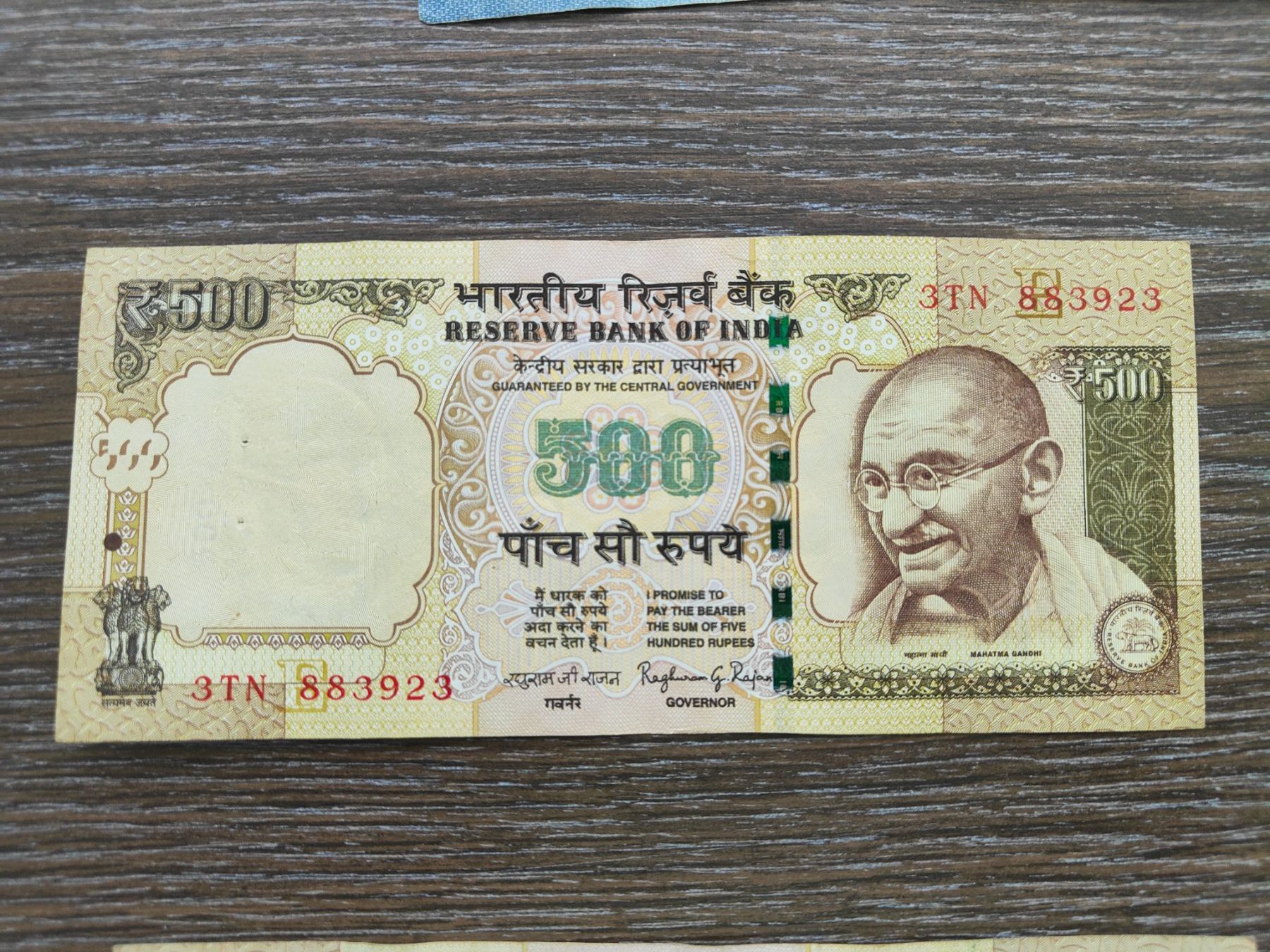 Banconote: Indien 500 Rupien 2014 !!!!! – Usato da Flaach venduto da Lonzo99