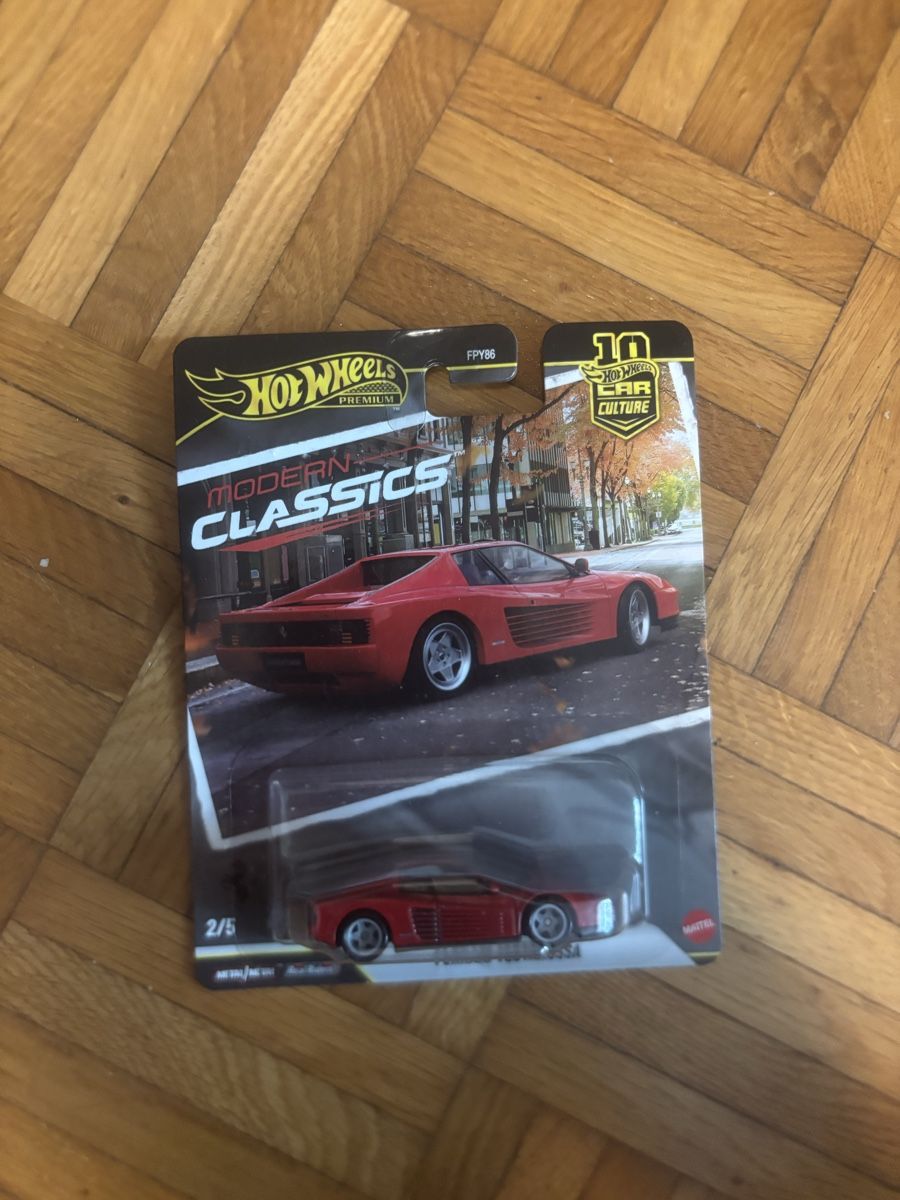 Hot Wheels Voitures modèles: Hot wheels Premium Ferrari Testarossa  – Neuf avec emballage d'origine à Luzern par qui_7qkg