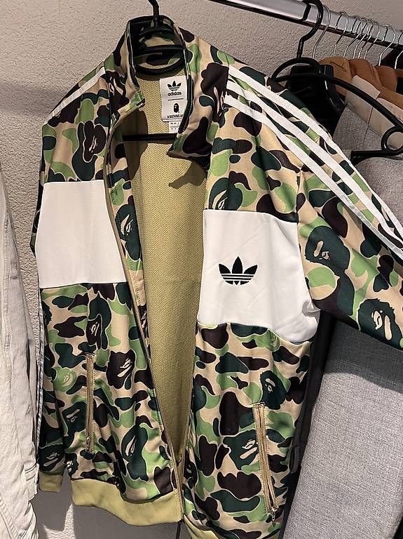 Giacche: Adidas x Bape Jacke  – Usato da St Gallen venduto da rub_gk9g