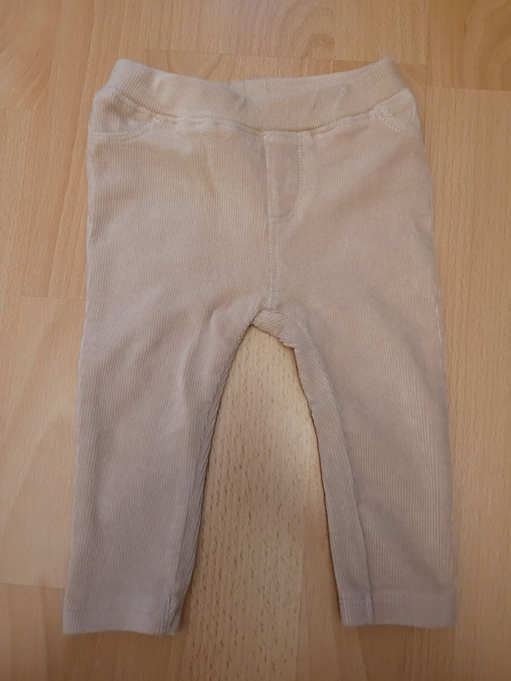 Pantalons: Hose Charanga gr. 62/68 – D'occasion à Inwil par Flower2325
