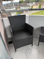 2x Beistelltisch 3x Stühle