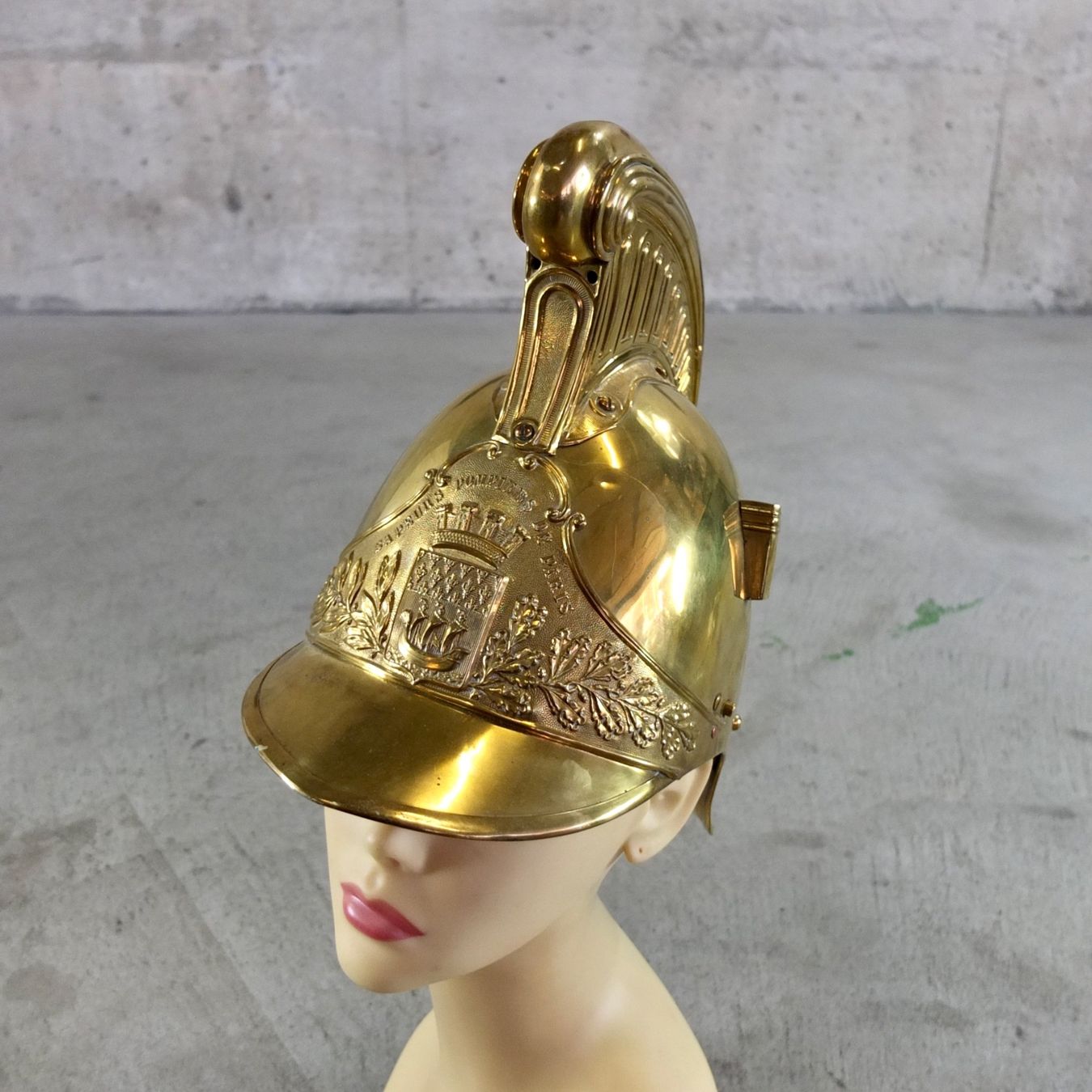 Pompieri: Originaler Pariser Feuerwehrhelm Modell 1885 – Usato da Basel venduto da Brocki-auf-dem-Wolf 4