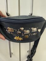 Trendige Gürteltasche mit Applikationen