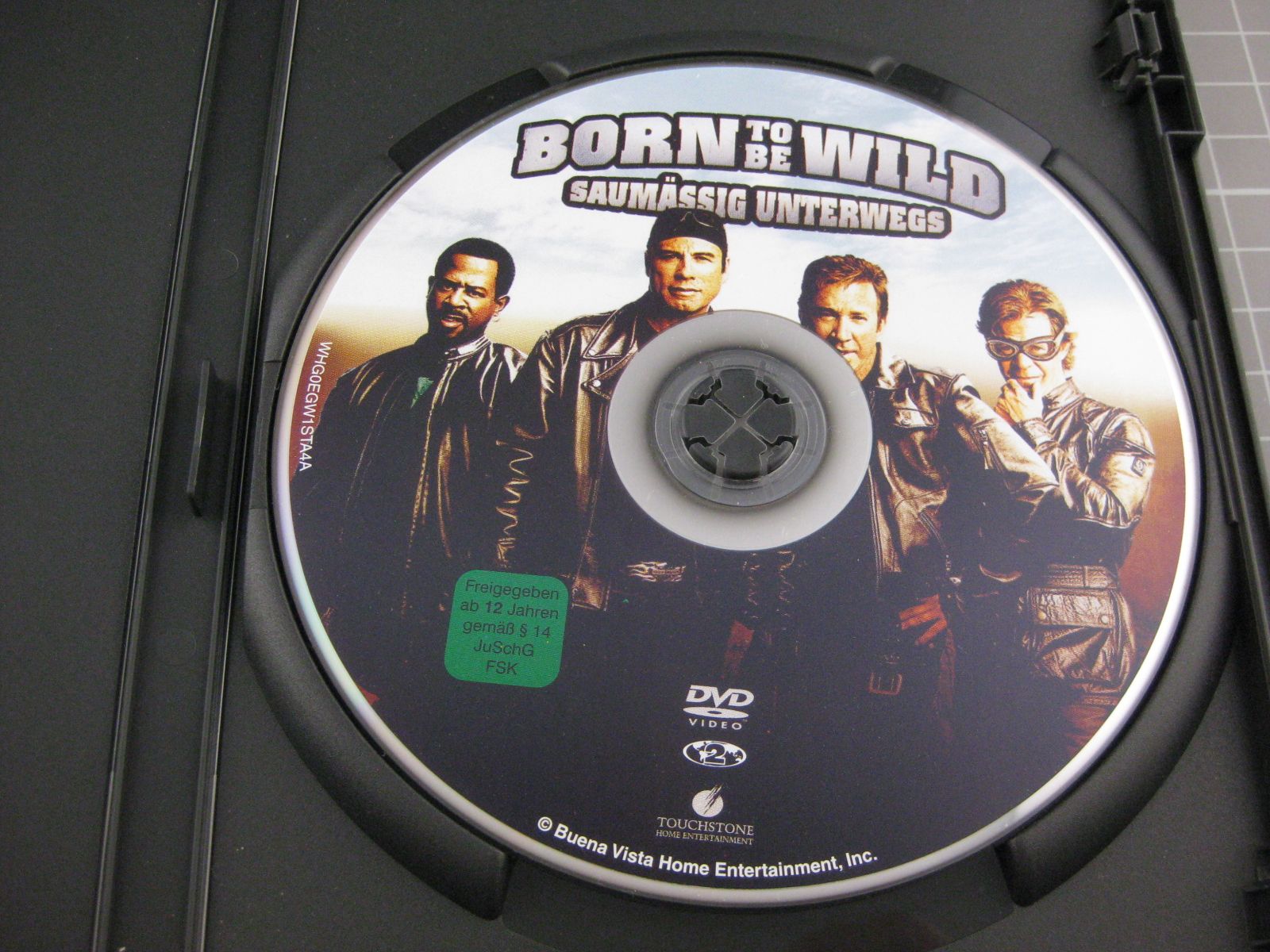 Alle DVDs: DVD: Born to be wild – Gebraucht aus Malters von Marosko 3
