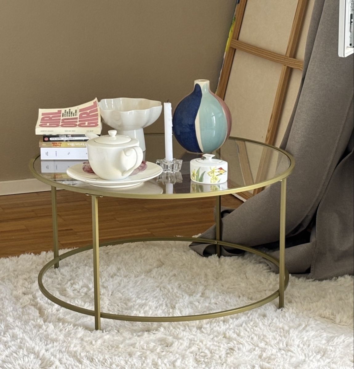Tables: Toller runder Couchtisch table de salon élégante – D'occasion à Basel par Eaudormante 2
