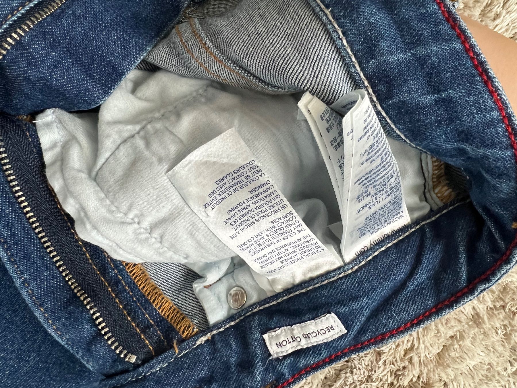 Tommy Hilfiger Jeans: Tommy Hilfiger Jeans, like new – Neu (gemäss Beschreibung) aus Sattel von Zlata1 3