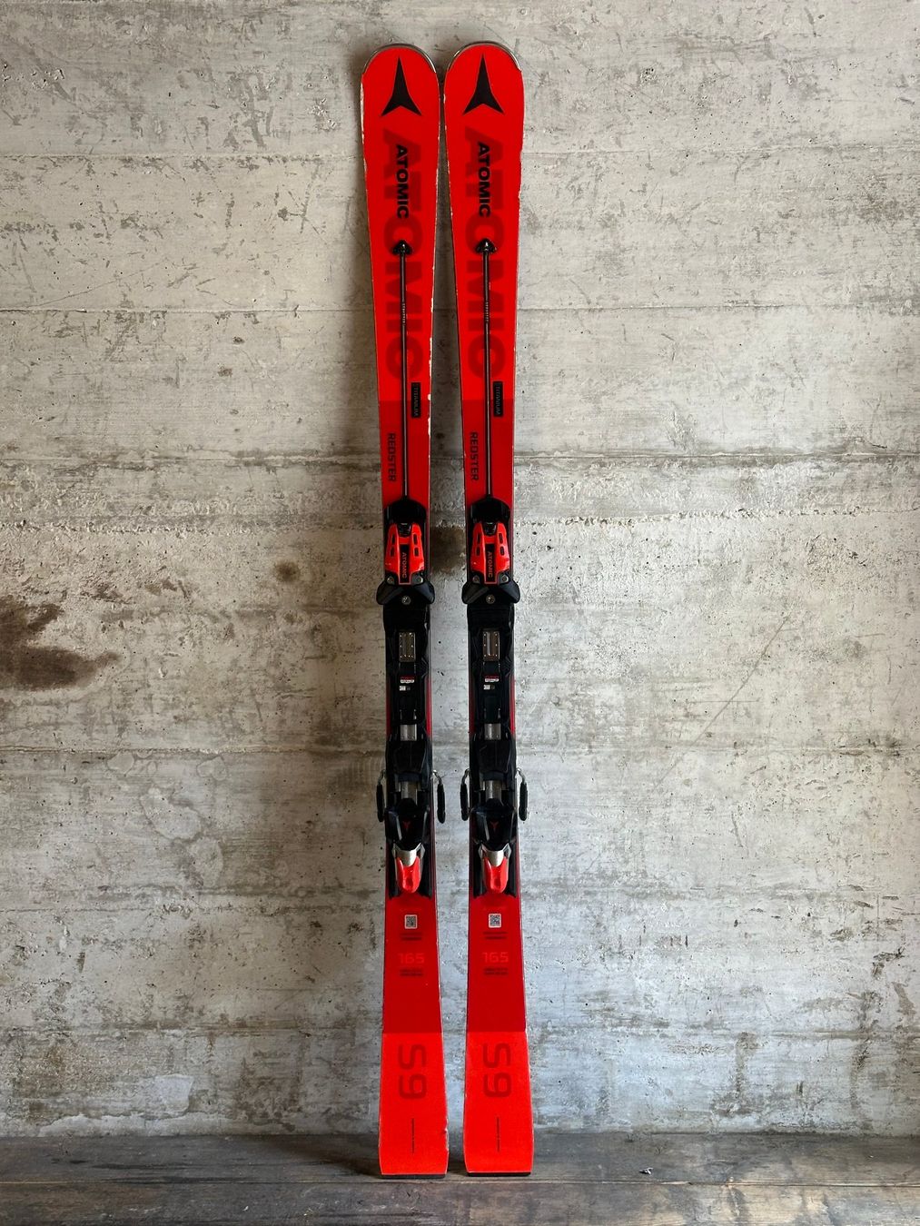 Atomic Skis: Atomic Redster S9 Ski 165CM – D'occasion à Emmenbrücke par karkarkar