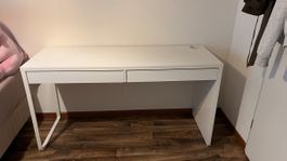 Schreibtisch mit Schubladen, weiss, Top Zustand!