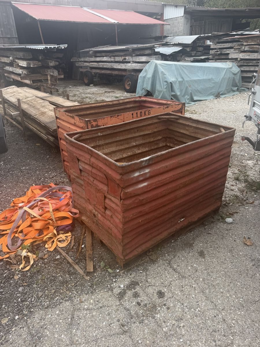 Conteneurs de construction: Mulde – D'occasion à Bulle par mjm_mgl2