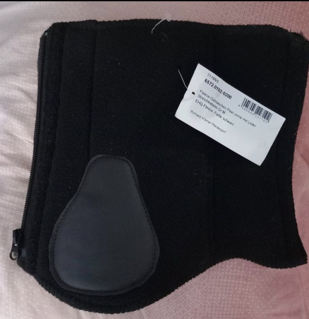 Jambières & Bandages: Pferdegamaschen Gr. M – D'occasion à Wilen b. Wollerau par squissi01