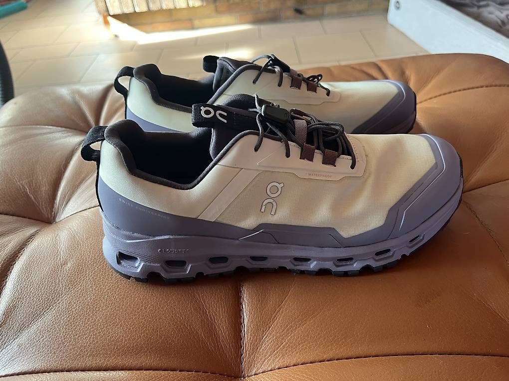 Chaussures femmes: On Cloudhero Waterproof  – Neuf avec emballage d'origine à Epalinges par nanou75 1