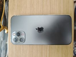 iPhone 12 Pro 256 GB – guter Zustand