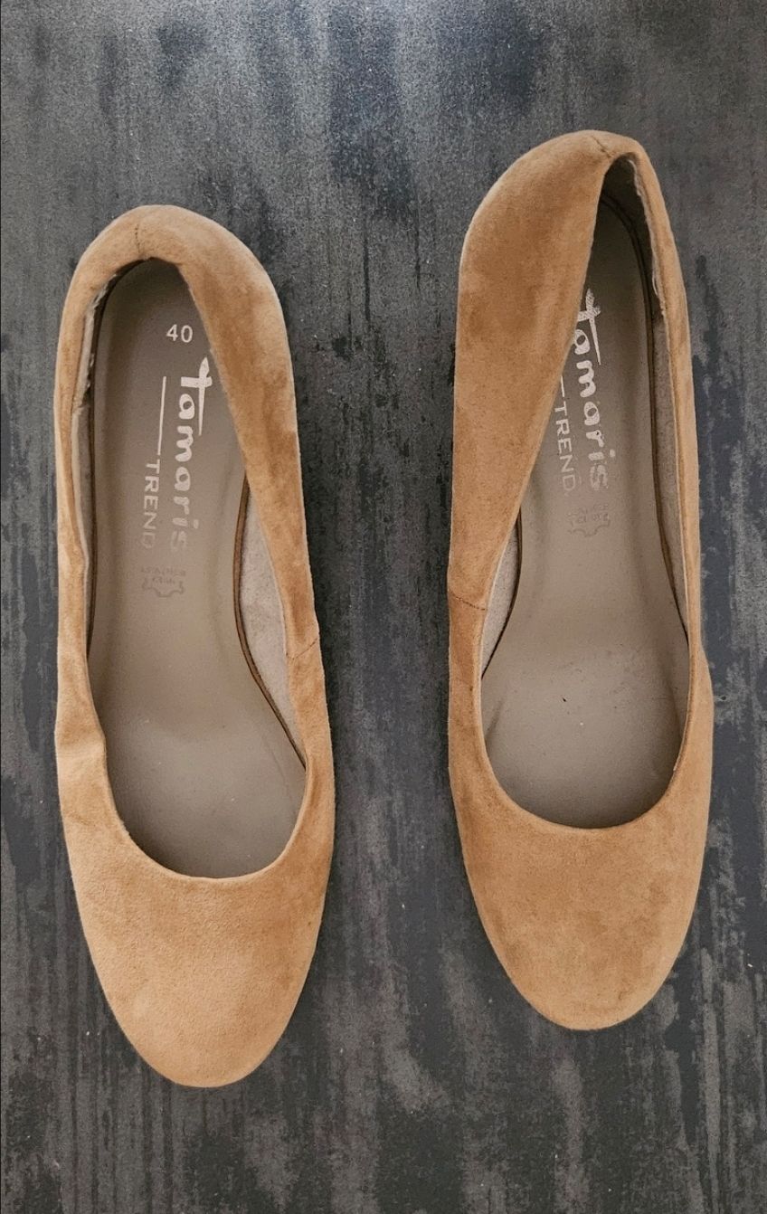 Scarpe da donna: Elegante Wildleder.Pumps/ Escarpins 40 – Nuovo (secondo la descrizione) da Genève venduto da Zoohra 2