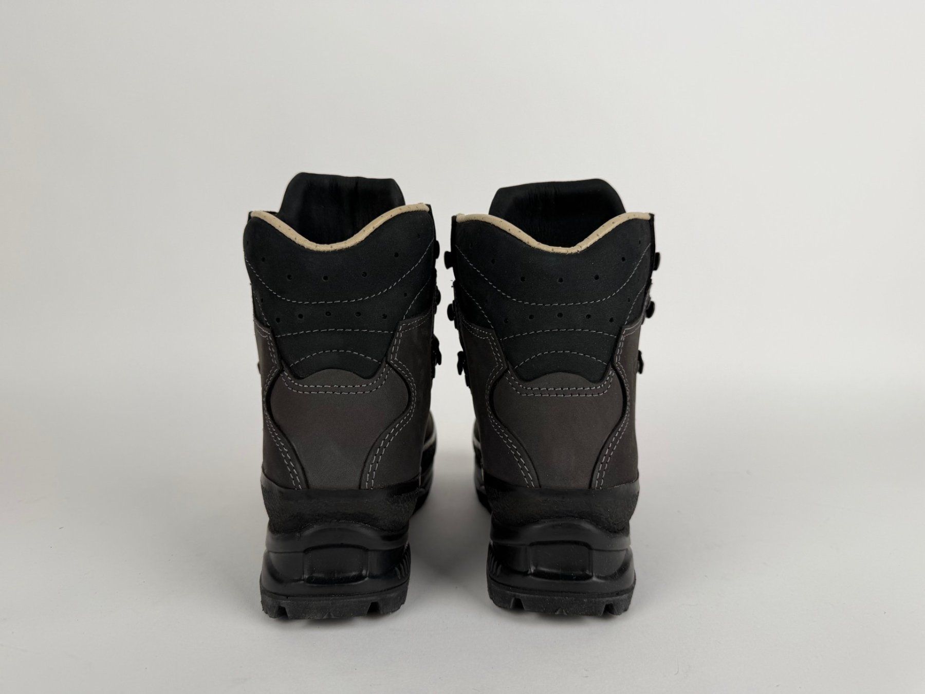 Hanwag Damenschuhe: Hanwag Yukon Lady Wanderschuhe – Neu (gemäss Beschreibung) aus Urtenen-Schönbühl von Restwert_Schoenbuehl 3