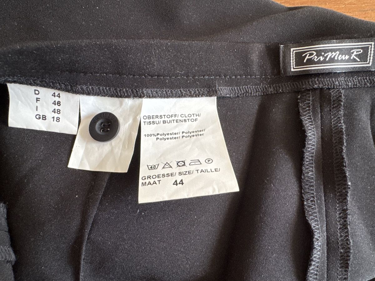 Pantalons: PriMeuR Stoffhose 44 – D'occasion à Zollikon par rose59 4