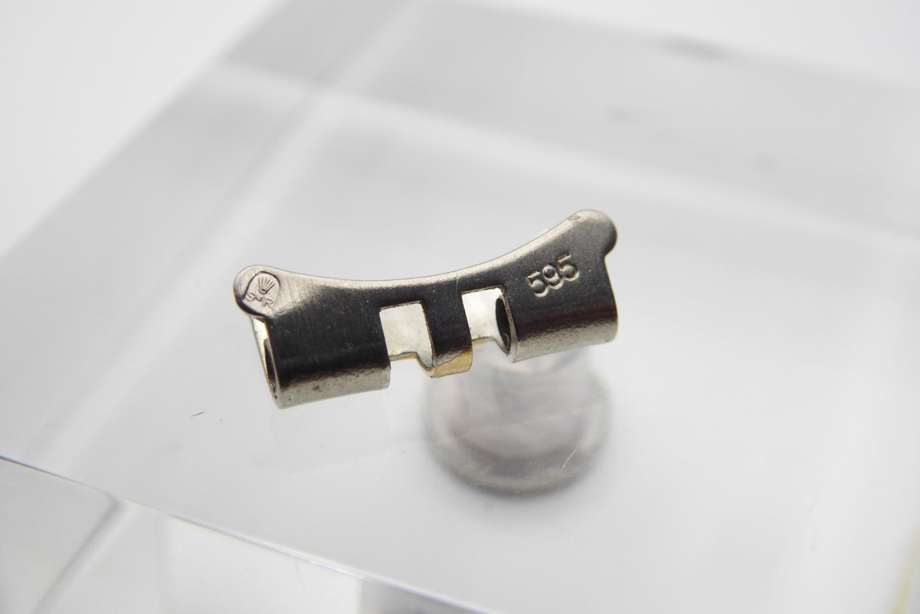 Rolex Orologi: Rolex/Tudor end link two tone 595, 13mm – Usato da Geneve venduto da adr_xk6n 3