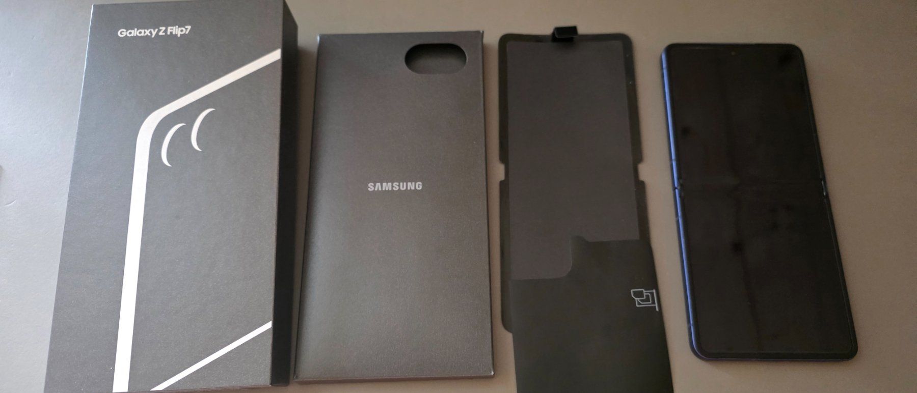 Samsung Telefoni cellulari / Smartphones: Samsung Galaxy Flip7 512 GB 'blau' – Usato da Boswil venduto da Repeat0 4