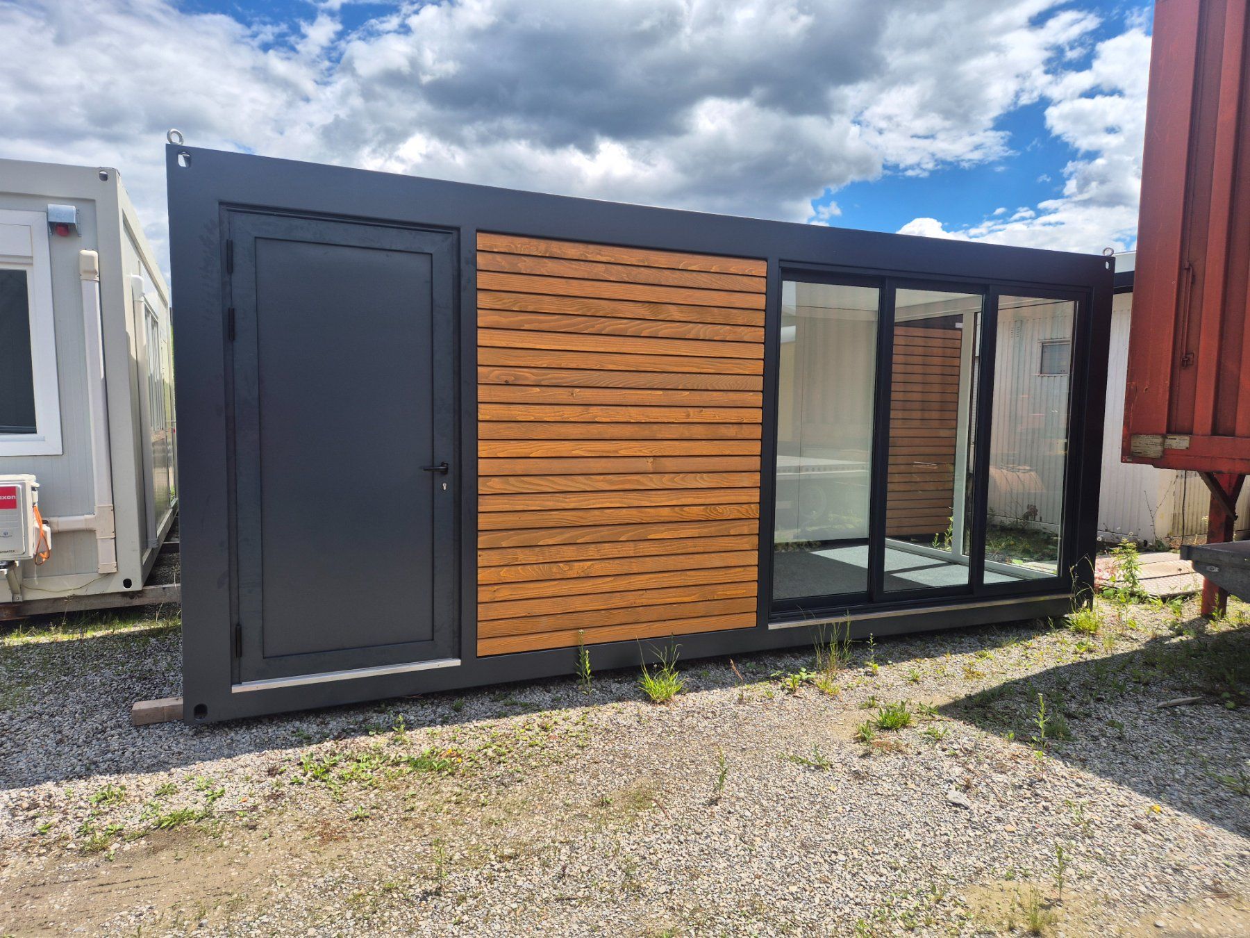Contenedor modular habitable, oficina o casa de jardín – 6,05 × 2,44 m detalle 6