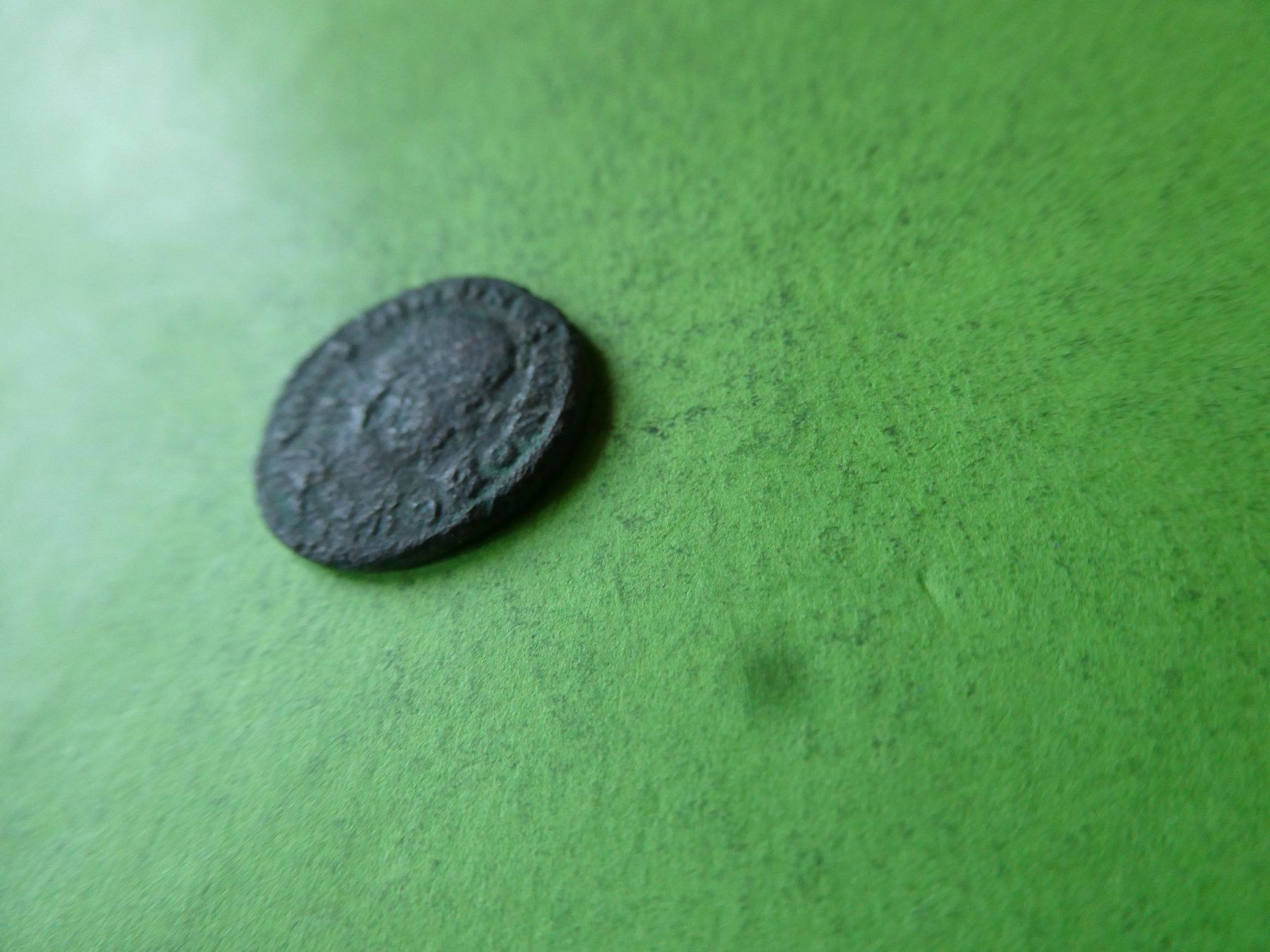 Tutti le monete: uralte   Bronzemünze Stadttor,  19 mm  2.95 g – Usato da Hinterforst venduto da Rohusri 2